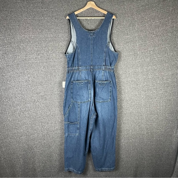 NWT Free People We The Free Cloud Nine Jumpsuit Cargo Large Denim Blue Relaxed - Picture 6 of 16